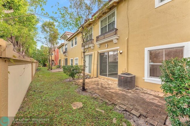 Building Photo - 3315 Merrick Ln
