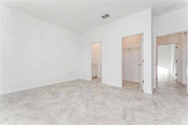 Building Photo - 7405 SW 61st St