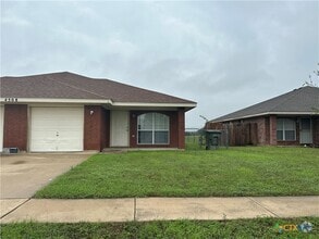 Building Photo - 4508 Wade Dr