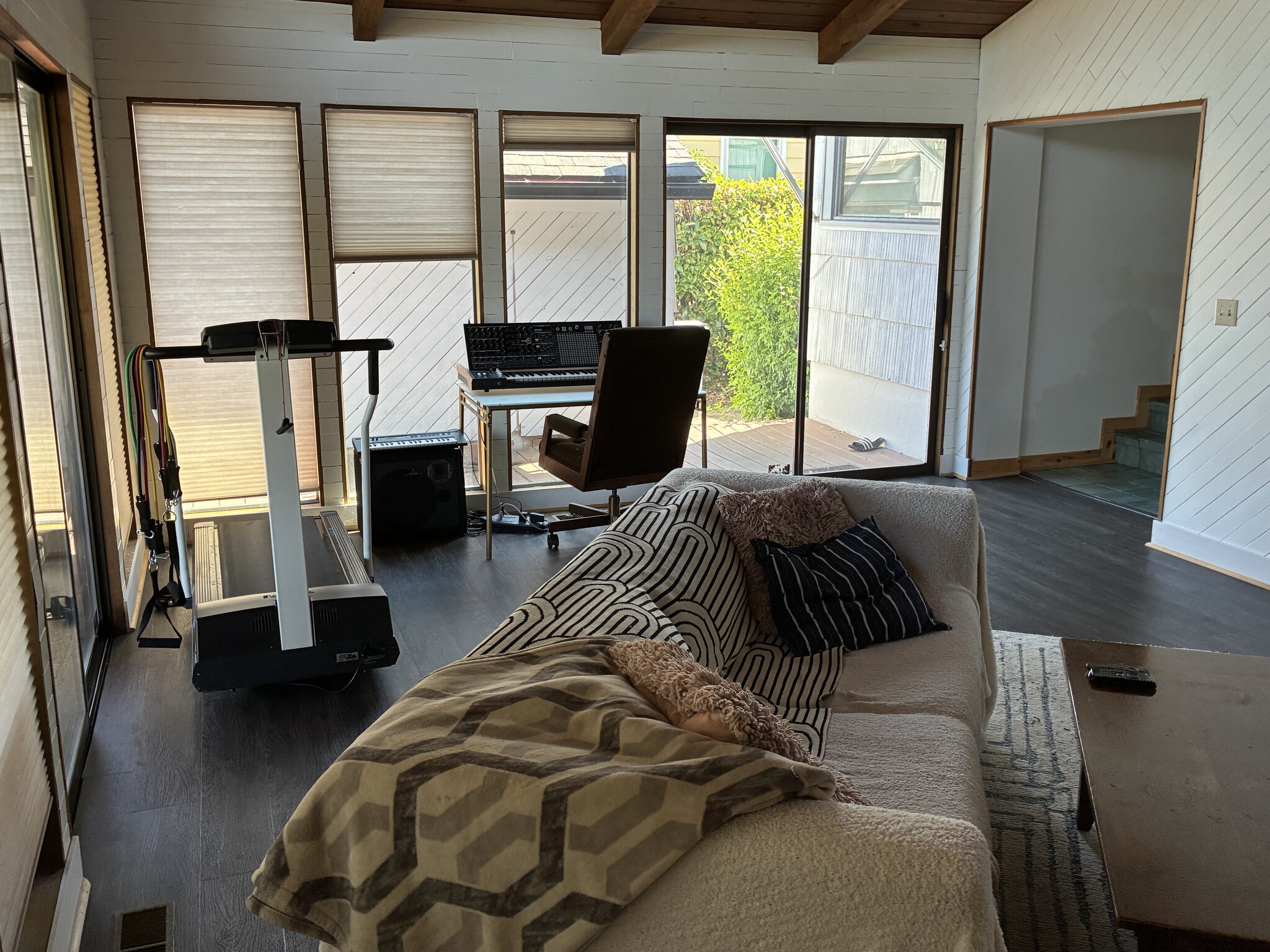 Building Photo - 834 SE 72nd Ave