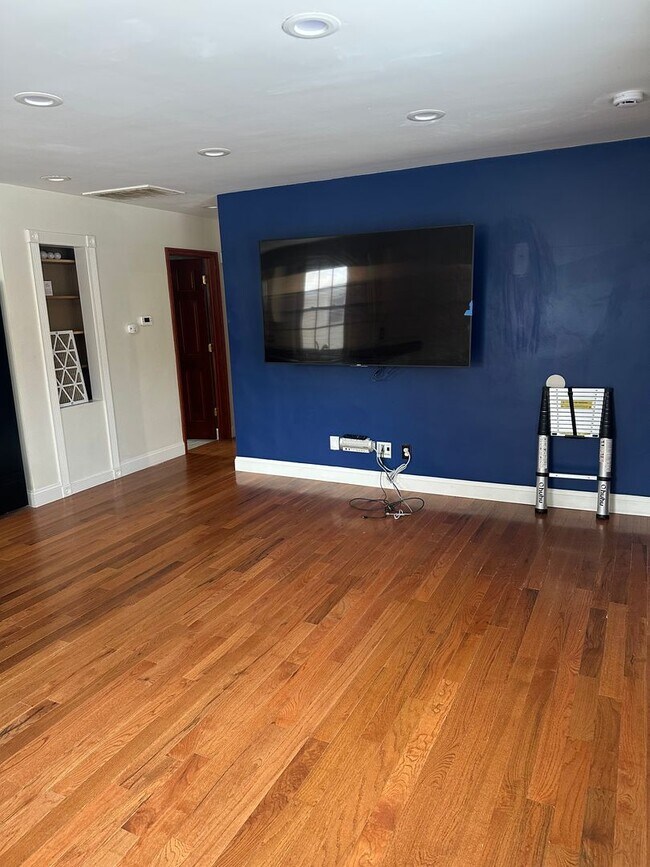 Building Photo - 7220 Emilie St