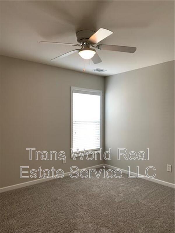 Building Photo - 2352 Jasmine Glen Dr