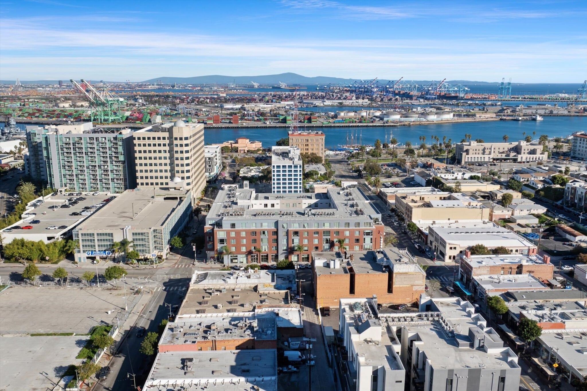 Building Photo - 285 W 6th St