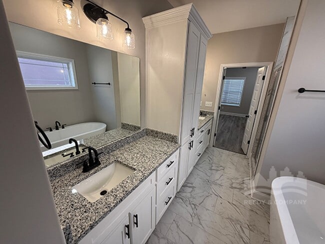 Building Photo - 9754 Ryder Spgs Dr