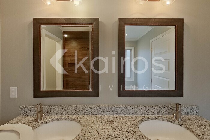 Building Photo - 93 Old Orchard Rd