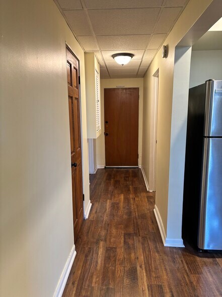 Hallway to bedroom, bathroom & back exit - 4430 S Homan Ave