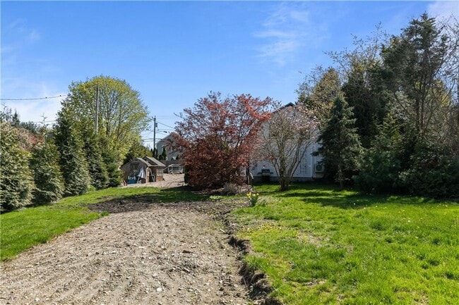 Building Photo - 202 Old Mill Ln