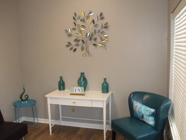 Building Photo - 1733 Campus Plaza Ct