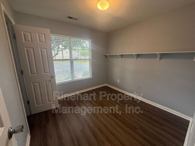 Building Photo - 1458 Harpers Inlet Dr