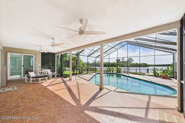 Building Photo - 778 Nassau Rd