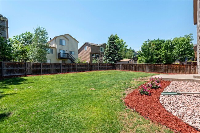 Building Photo - 9320 Cove Creek Dr