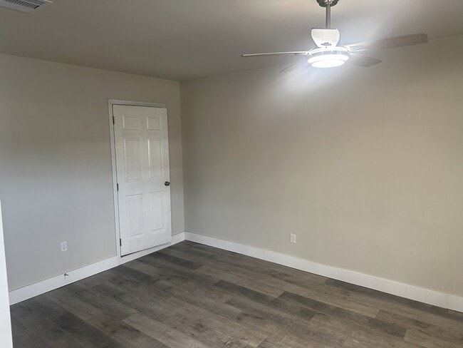 Building Photo - 11802 Leitrim Way