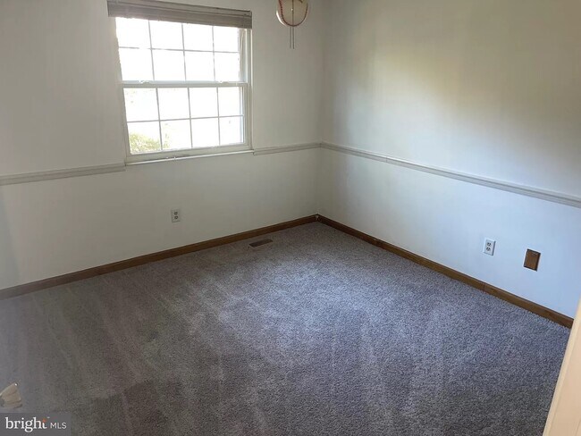 Bedroom 3 - 3 Rosewood St
