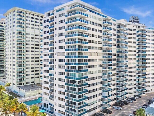 Building Photo - 3430 Galt Ocean Dr