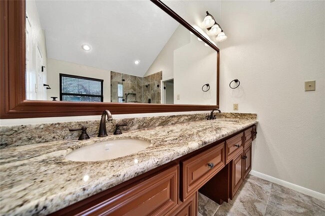 Building Photo - 3939 Fawn Creek Dr