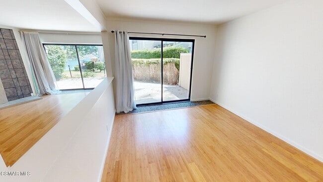 Building Photo - 1218 Westlake Blvd