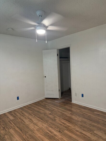 Room 3 - 117 Westway Dr