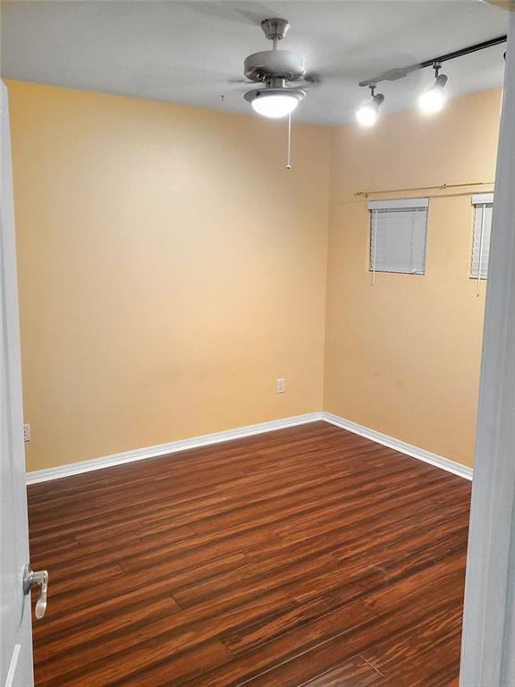 Building Photo - 2505 San Gabriel St