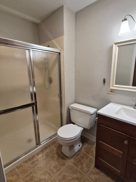 Building Photo - 1482 Stonebridge Cir