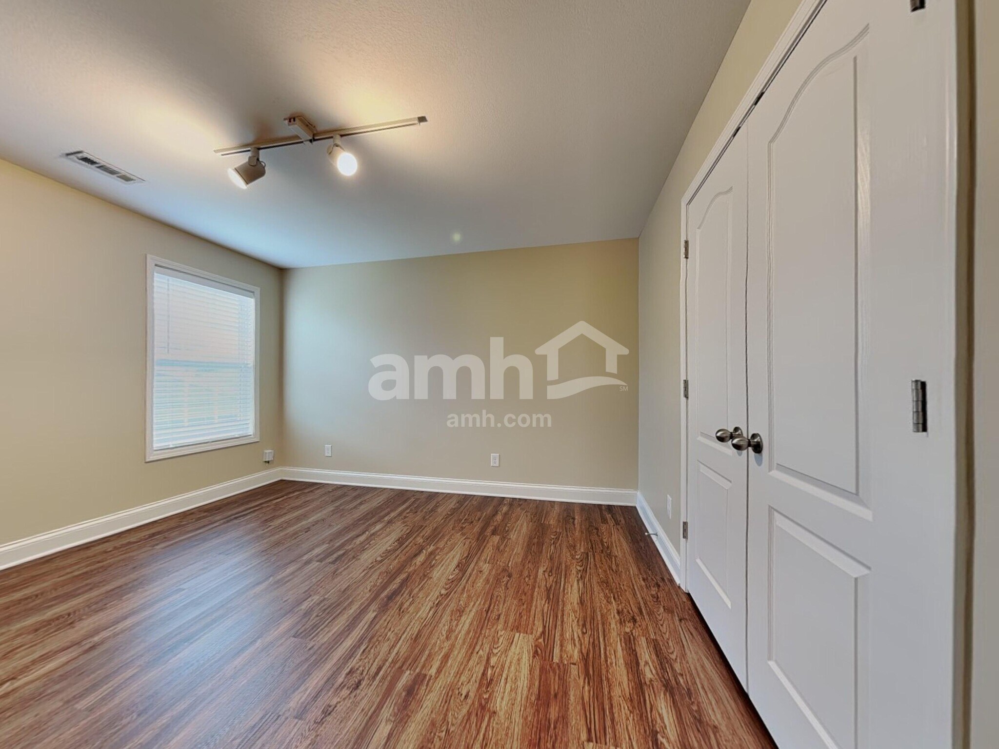 Building Photo - 3333 Cedar Branch Rd