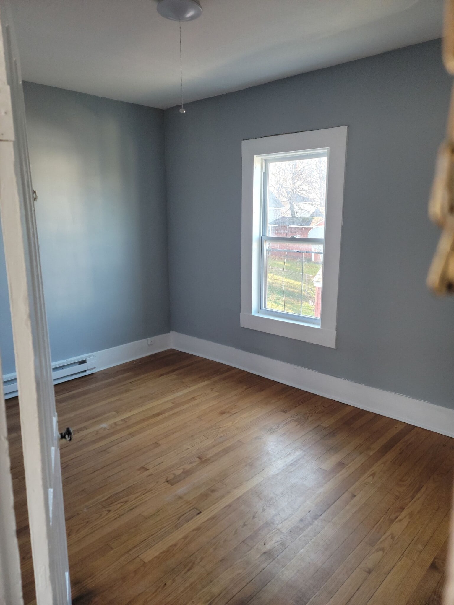 Building Photo - 307 1st St