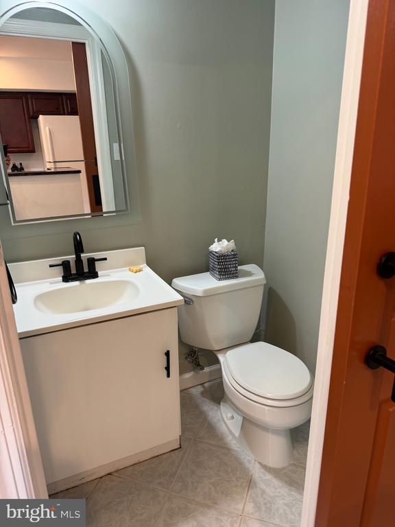 Building Photo - 470 Dresher Rd