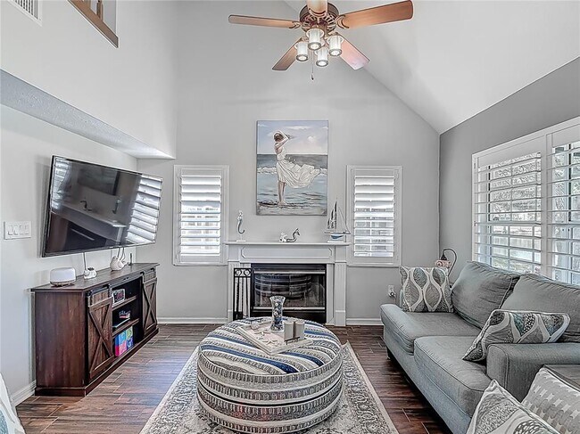 Building Photo - 3611 Pine Knot Dr