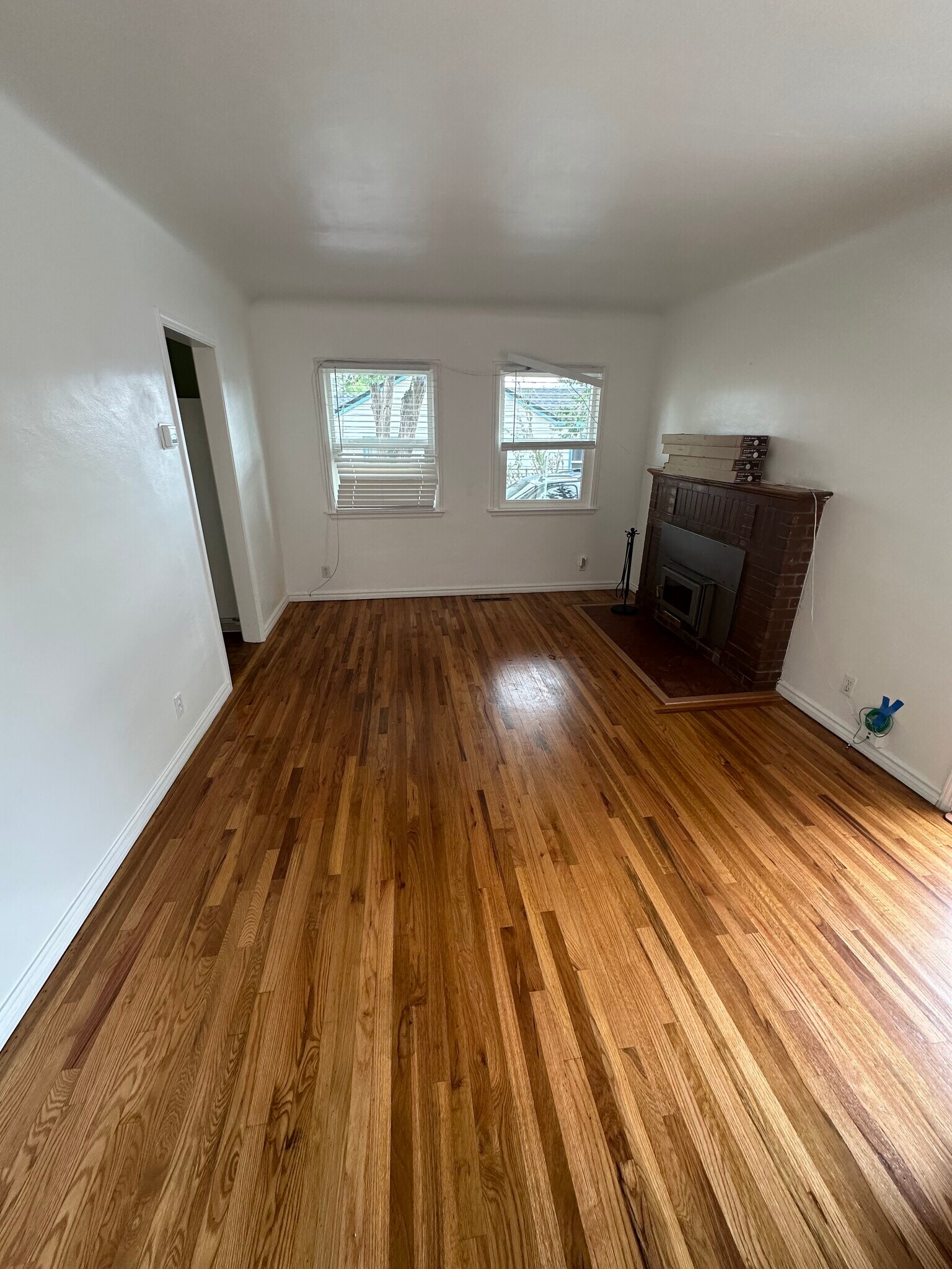 Building Photo - 920 Vine St