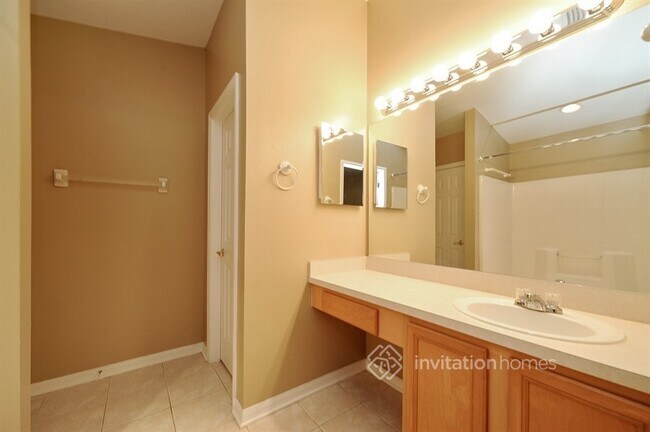 Building Photo - 8525 Tidal Bay Ln