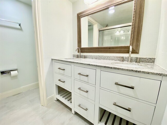 Building Photo - 1259 Blalock Rd