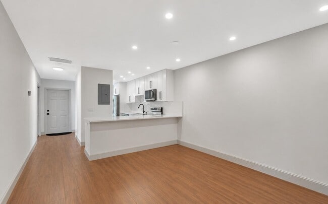 Building Photo - 1140 Mahogany Way