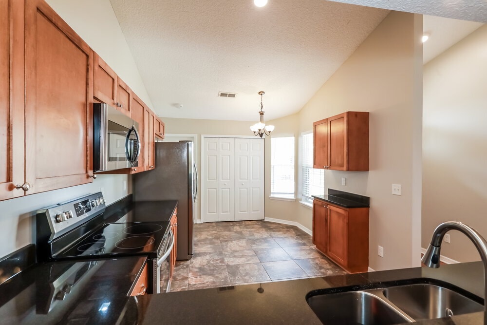 Building Photo - 3490 Citation Dr