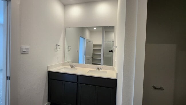 Building Photo - 8035 Marconi Corsco Dr