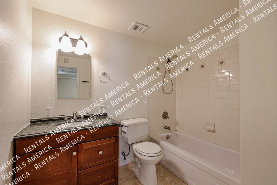 Building Photo - 14029 N 38th Pl