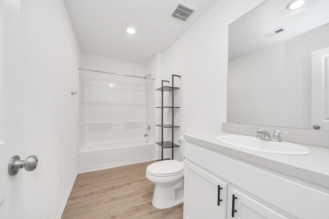 Building Photo - 4319 Palmetto Grv Ln