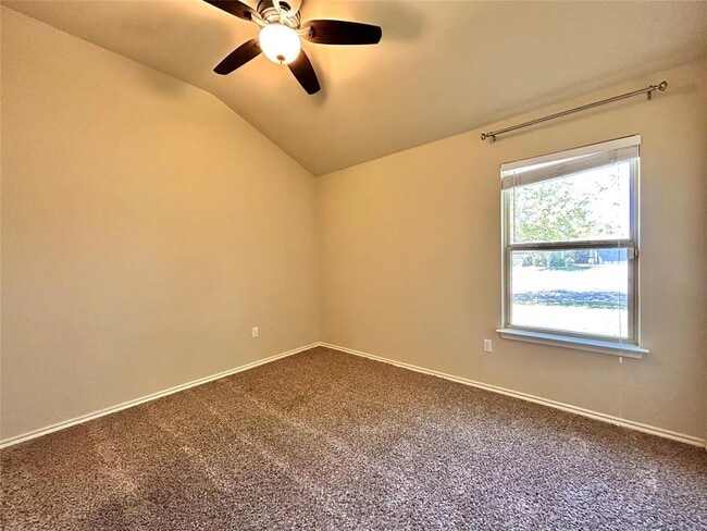 Building Photo - 15201 Knighten Ln