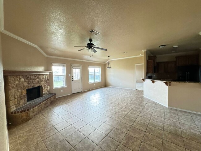 Building Photo - 3100 Rockwall Dr