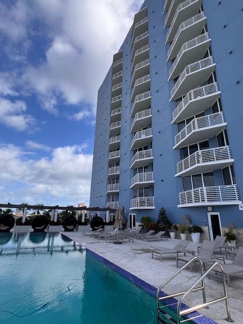 Building Photo - 1551 N Flagler Dr
