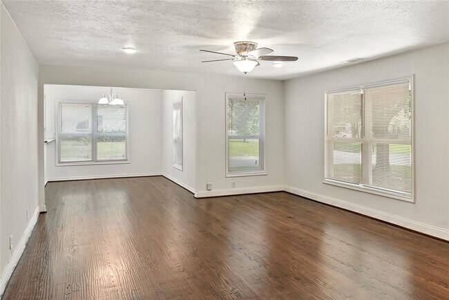Building Photo - 933 Keith Pumphrey Dr