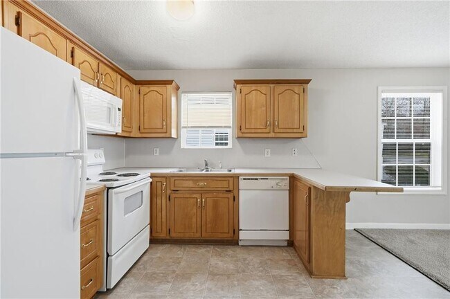 Building Photo - 62 Hanna Dr