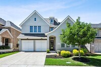Building Photo - 927 Leola Ln