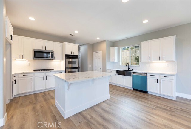 Building Photo - 13640 Silver Stirrup Dr