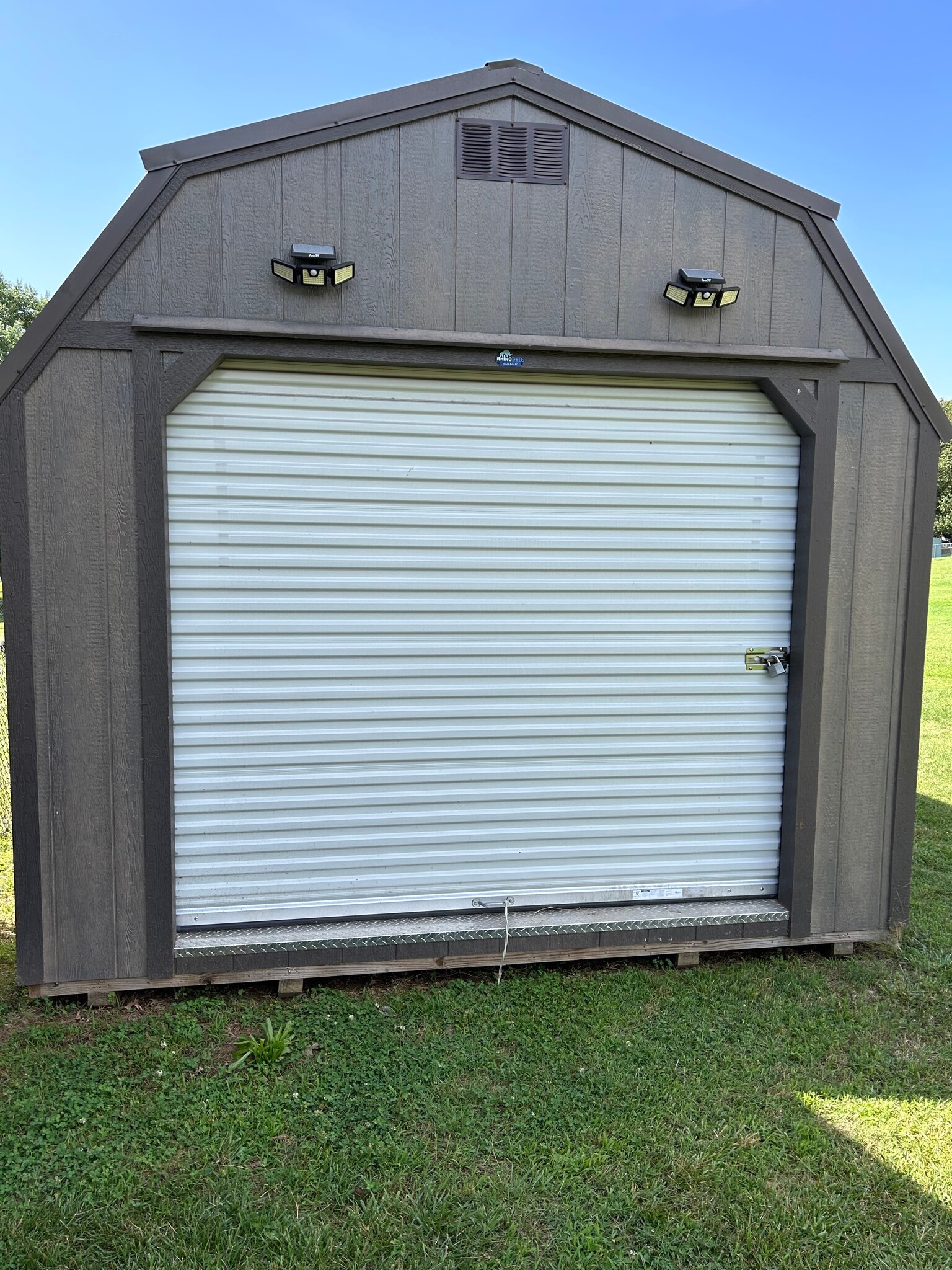 Storage - 2110 S Post Rd