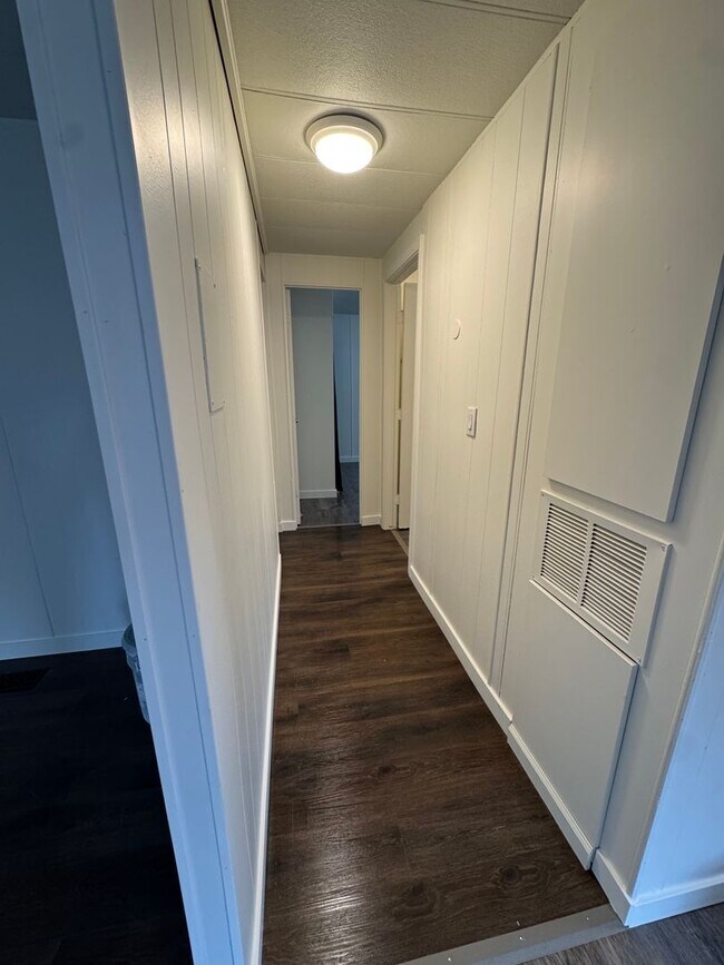 Building Photo - 2 BEDROOM 1 BATH MOBILE HOME FOR RENT