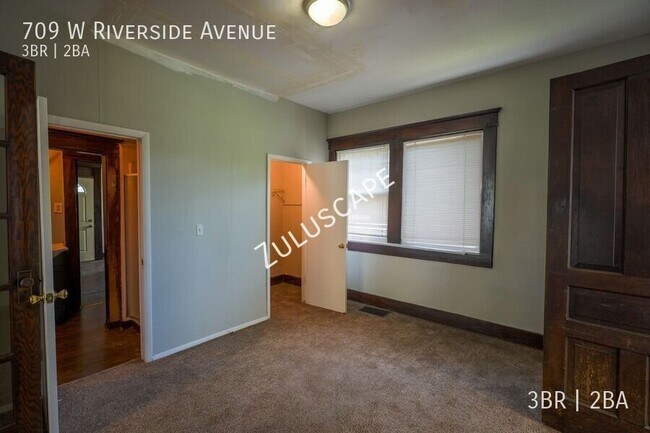 Building Photo - 709 W Riverside Ave