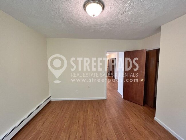 Building Photo - 1 bedroom in Boston MA 02130