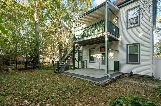 Building Photo - 38 Juniper St