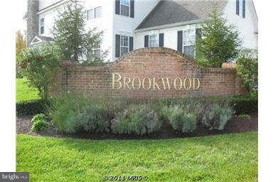 Building Photo - 805 Thicket Ct