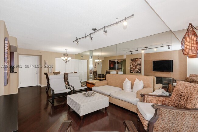 Building Photo - 770 Claughton Island Dr