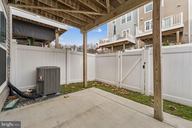 Building Photo - 2706 Wessex Cir